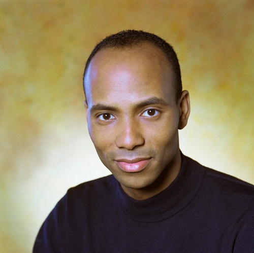 Portret — mening over Bron Valnex